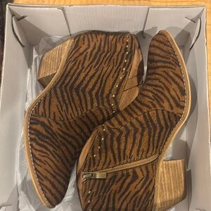 Tiger Striped Booties Boutique Corkys